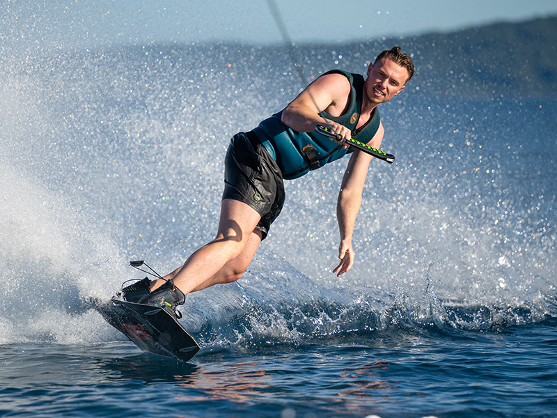 Ekstremalne sporty wodne a regeneracja mięśni po kontuzjach